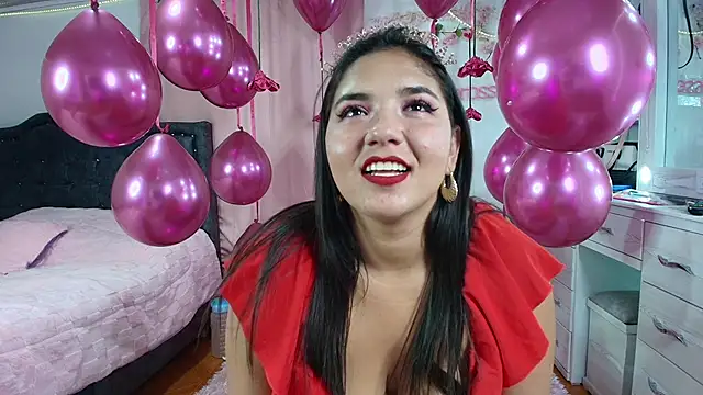 AnnaRosse1 online show from 09/18/25, 08:44