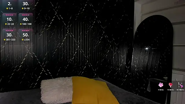 Snapshot of _noahjones chatting on 12/10/24, 01:55  noahjones online show from 12/10/24, 01:55