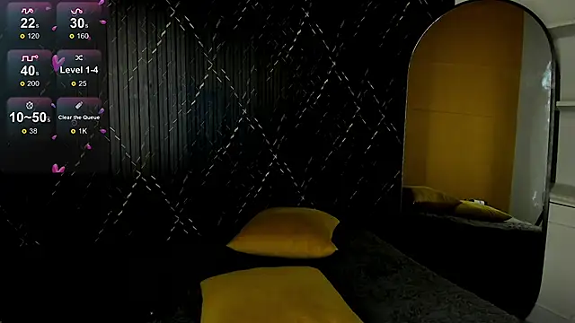 Snapshot of _noahjones chatting on 02/25/25, 03:27  noahjones online show from 02/25/25, 03:27