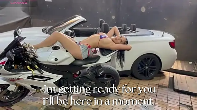 Snapshot of _noahjones chatting on 10/02/25, 11:50  noahjones online show from 10/02/25, 11:50