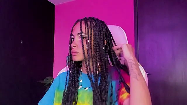 Juanadearco5 online show from 12/03/24, 07:00