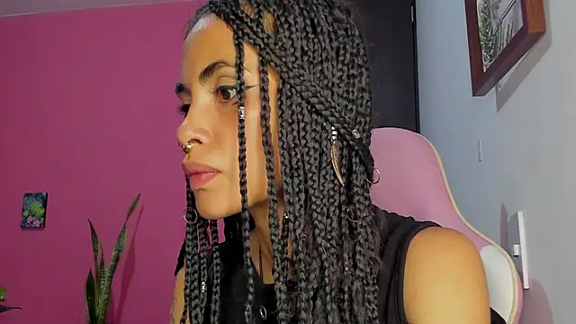 Juanadearco5 online show from 12/15/24, 02:41