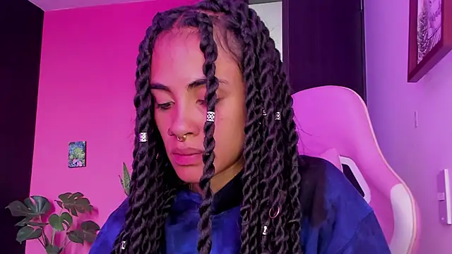 Juanadearco5 online show from 01/11/25, 02:25