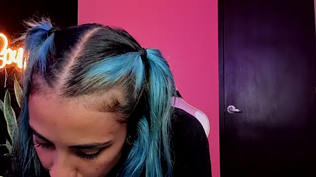 Juanadearco5 online show from 09/27/25, 07:08