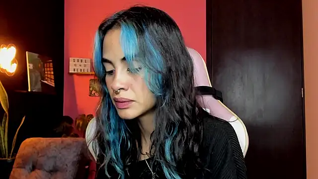 Juanadearco5 online show from 10/17/25, 10:45