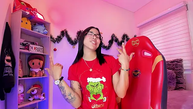 madelyn rose  online show from 12/26/24, 08:53