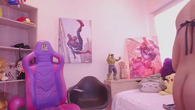 madelyn rose  online show from 04/07/26, 06:19