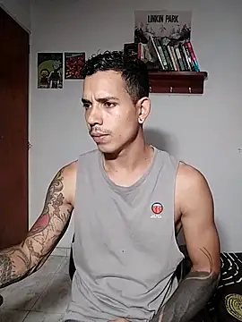 Snapshot of chero_95 chatting on 10/11/25, 07:45 chero 95 online show from 10/11/25, 07:45