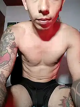 Snapshot of chero_95 chatting on 10/29/25, 09:05 chero 95 online show from 10/29/25, 09:05