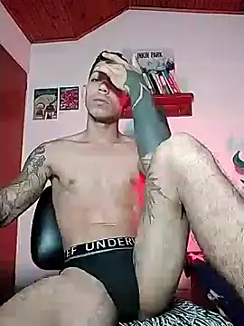 Snapshot of chero_95 chatting on 11/09/25, 10:24 chero 95 online show from 11/09/25, 10:24