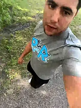 elwhite1996 online show from 10/28/25, 06:32