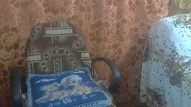 JanetStarX online show from 12/18/24, 04:17