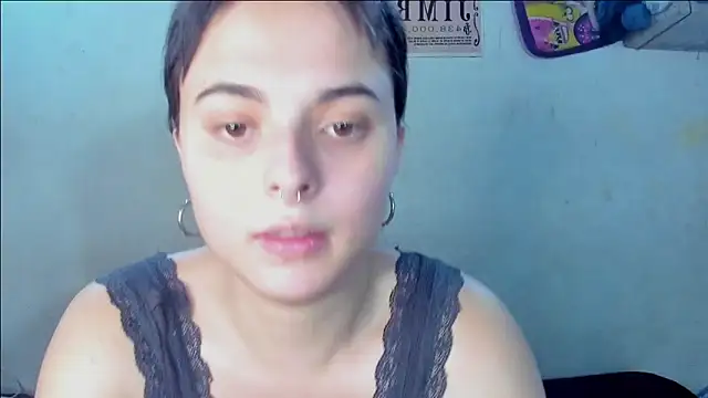 Snapshot of elizabethtaylorxxx chatting on 10/31/25, 02:01 elizabethtaylorxxx online show from 10/31/25, 02:01