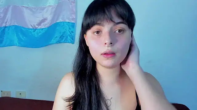 Snapshot of elizabethtaylorxxx chatting on 03/28/26, 12:43 elizabethtaylorxxx online show from 03/28/26, 12:43