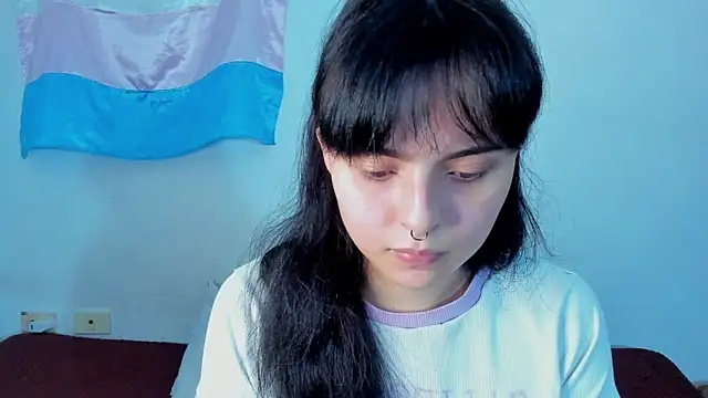 Snapshot of elizabethtaylorxxx chatting on 04/11/26, 01:10 elizabethtaylorxxx online show from 04/11/26, 01:10