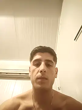 arenn1997 online show from 12/04/25, 10:07