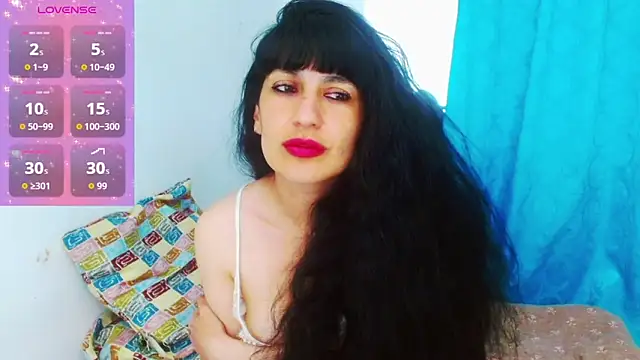 cristina connor online show from 10/06/25, 02:31