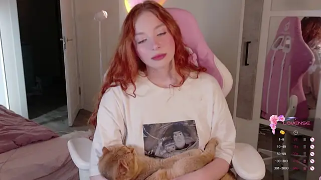 cinnabon girls online show from 11/25/25, 11:38