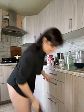 Snapshot of ZhenjaPoledance chatting on 02/03/25, 11:20 ZhenjaPoledance online show from 02/03/25, 11:20