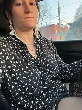 Snapshot of ZhenjaPoledance chatting on 02/25/25, 02:44 ZhenjaPoledance online show from 02/25/25, 02:44