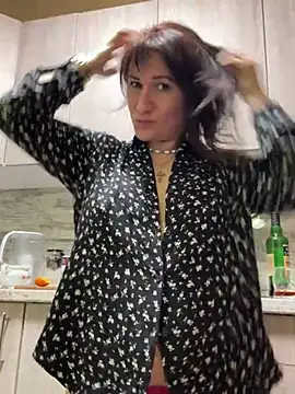 Snapshot of ZhenjaPoledance chatting on 03/08/25, 04:17 ZhenjaPoledance online show from 03/08/25, 04:17