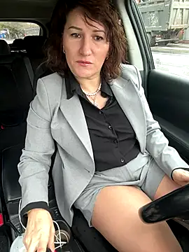 Snapshot of ZhenjaPoledance chatting on 09/24/25, 06:50 ZhenjaPoledance online show from 09/24/25, 06:50