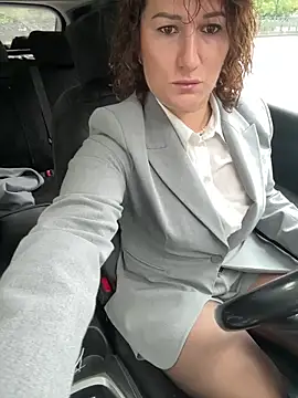 Snapshot of ZhenjaPoledance chatting on 09/26/25, 07:34 ZhenjaPoledance online show from 09/26/25, 07:34