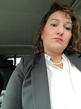 Snapshot of ZhenjaPoledance chatting on 09/27/25, 12:21 ZhenjaPoledance online show from 09/27/25, 12:21