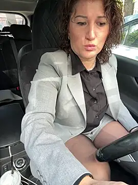 Snapshot of ZhenjaPoledance chatting on 09/30/25, 06:51 ZhenjaPoledance online show from 09/30/25, 06:51