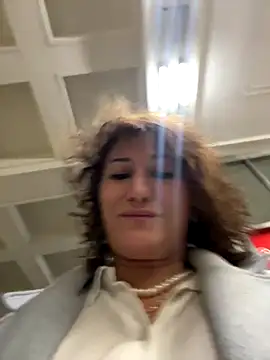 Snapshot of ZhenjaPoledance chatting on 10/03/25, 08:11 ZhenjaPoledance online show from 10/03/25, 08:11