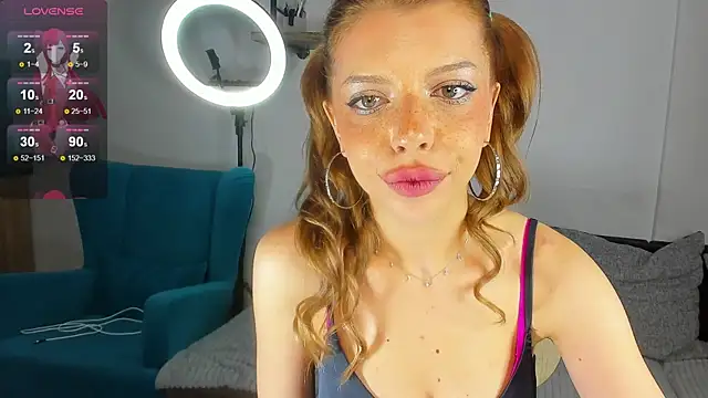 Snapshot of Hannah_Carr chatting on 10/05/25, 07:34 Hannah Carr online show from 10/05/25, 07:34