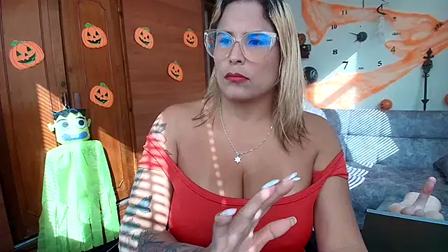 Majo Soussa online show from 10/23/25, 12:48