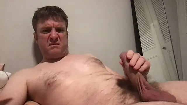 Snapshot of mnguy1983 chatting on 04/04/26, 04:22 mnguy1983 online show from 04/04/26, 04:22