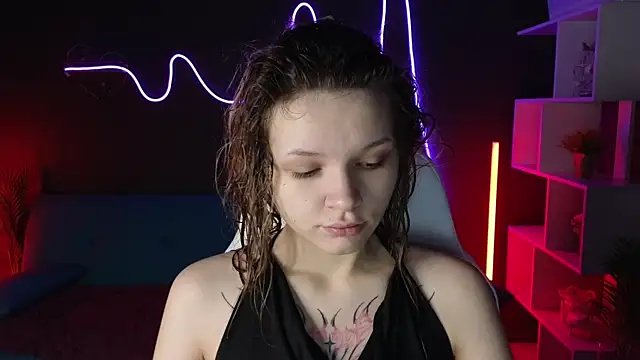 Snapshot of LitaBrom chatting on 01/27/25, 01:05 LitaBrom online show from 01/27/25, 01:05