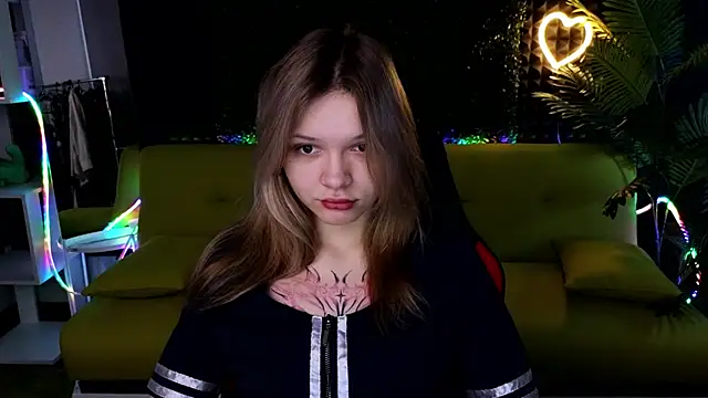 Snapshot of LitaBrom chatting on 02/01/25, 02:47 LitaBrom online show from 02/01/25, 02:47