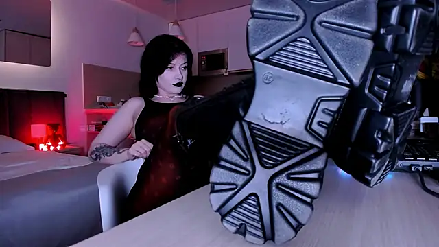 Snapshot of _Goddess_Misha_ chatting on 12/21/24, 12:20  Goddess Misha  online show from 12/21/24, 12:20