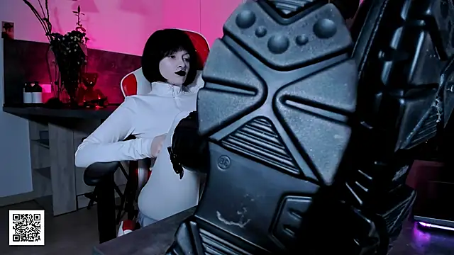 Snapshot of _Goddess_Misha_ chatting on 04/11/26, 09:19 Goddess Misha online show from 04/11/26, 09:19