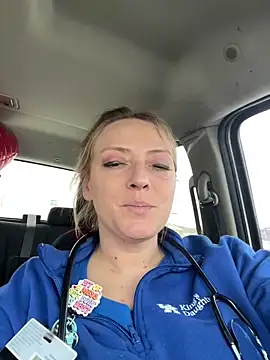 lezbean24 online show from 02/09/26, 07:07