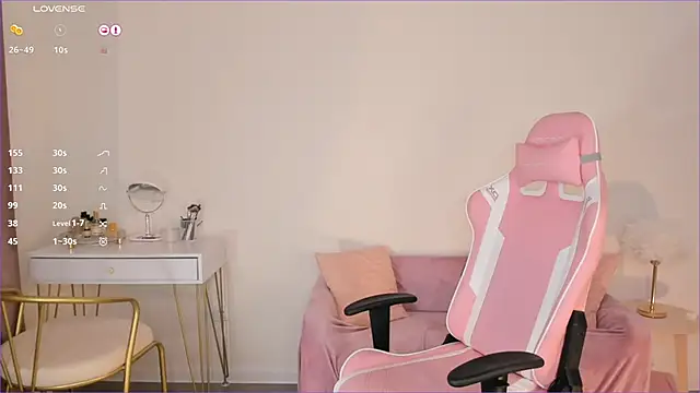 Snapshot of Lina_Flores chatting on 02/01/25, 11:21 Lina Flores online show from 02/01/25, 11:21