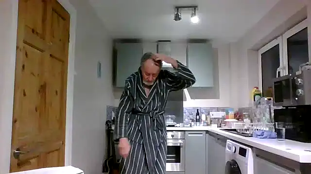 jimmybenido online show from 02/03/26, 05:40