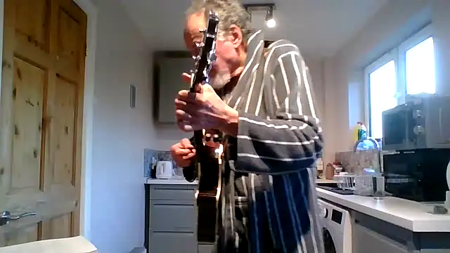 jimmybenido online show from 03/04/26, 05:41