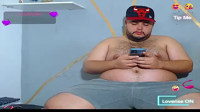 Snapshot of damian_chubby chatting on 09/17/25, 03:46 damian chubby online show from 09/17/25, 03:46