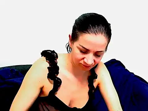 Kitty4 love u online show from 11/22/25, 07:40