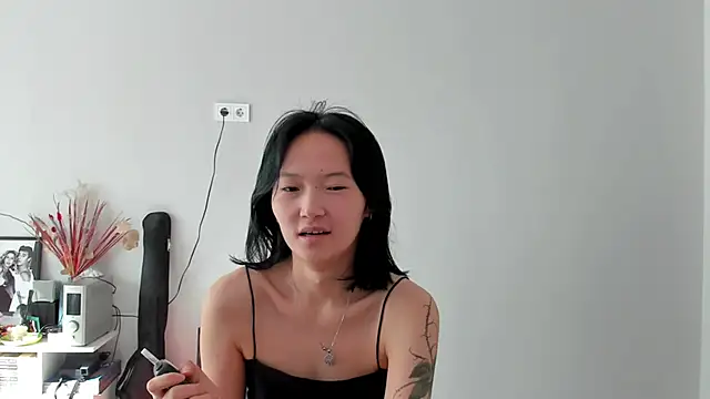 Snapshot of ailey_chao chatting on 06/07/26, 02:37 ailey chao online show from 06/07/26, 02:37