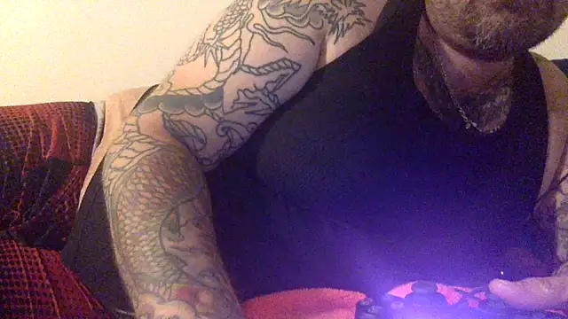 Snapshot of chubbycloudybottom chatting on 10/30/25, 06:48 chubbycloudybottom online show from 10/30/25, 06:48