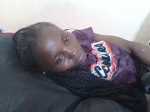 SexyNeedle22 online show from 12/17/25, 08:20