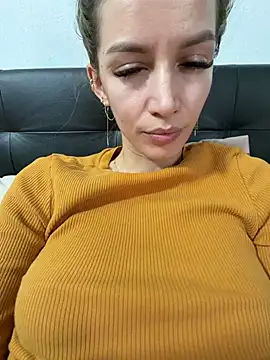 IvySamek online show from 05/23/26, 12:31