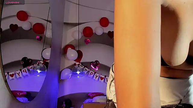 IamNayuta online show from 02/09/25, 08:13