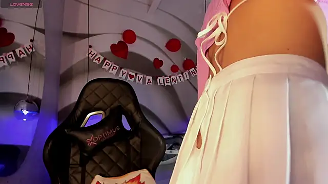 IamNayuta online show from 02/21/25, 06:26