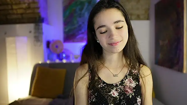 Gia Paige18 online show from 12/17/24, 12:43